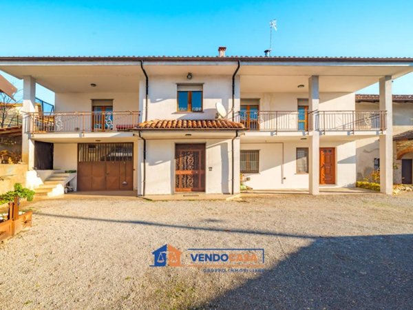 casa indipendente in vendita a Busca