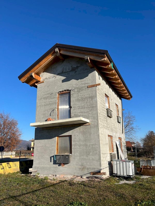 casa indipendente in vendita a Busca in zona San Giuseppe