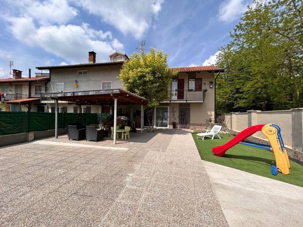 casa indipendente in vendita a Busca in zona Attissano