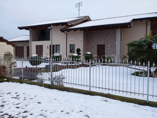 casa indipendente in vendita a Busca