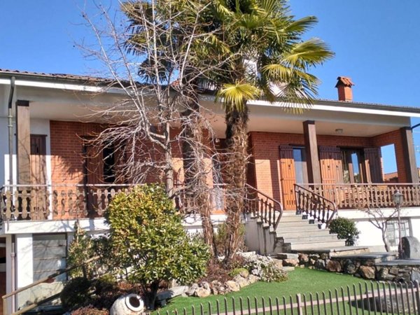 casa indipendente in vendita a Busca
