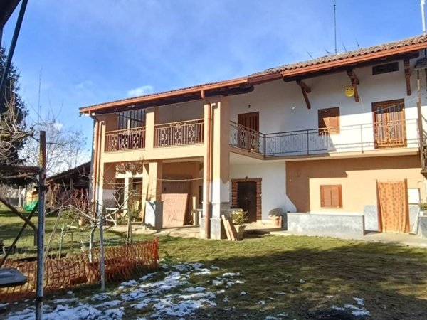 casa indipendente in vendita a Busca