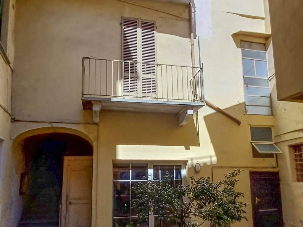 appartamento in vendita a Busca