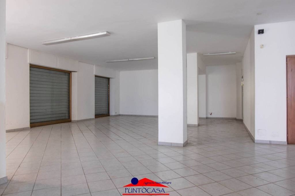 ufficio in vendita a Busca