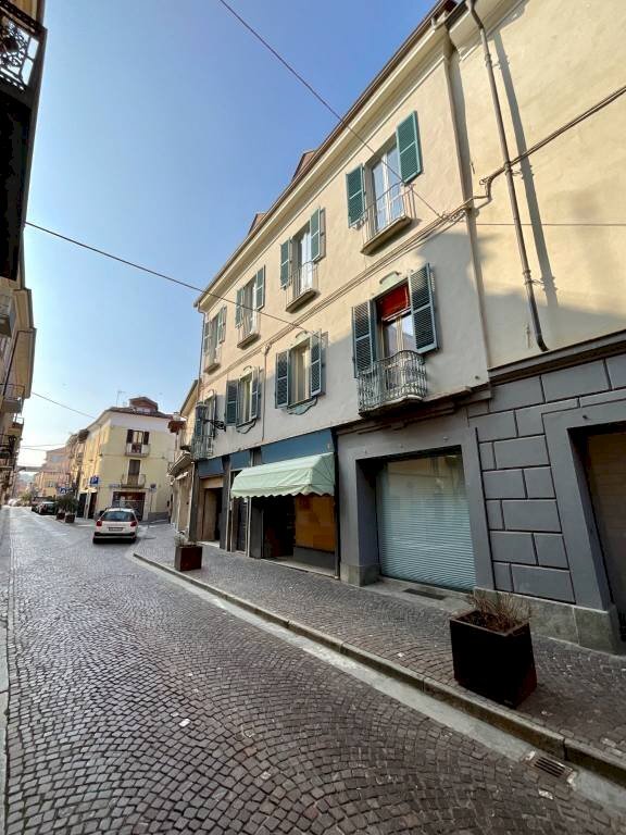 appartamento in vendita a Busca