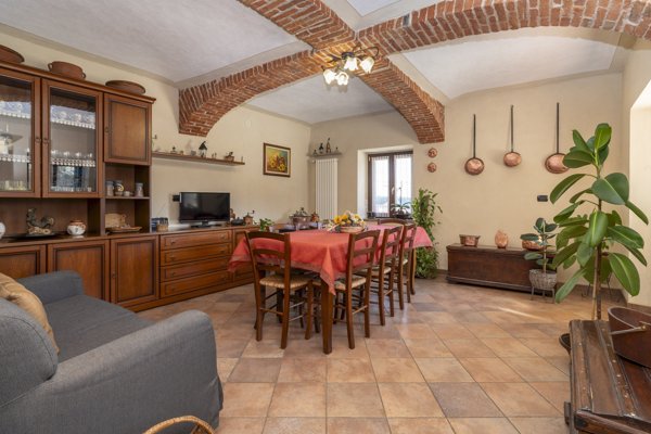casa indipendente in vendita a Busca