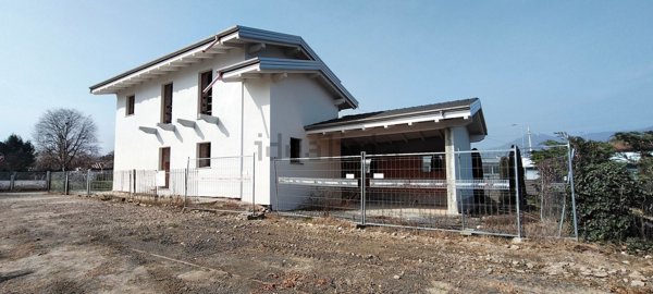 casa indipendente in vendita a Busca