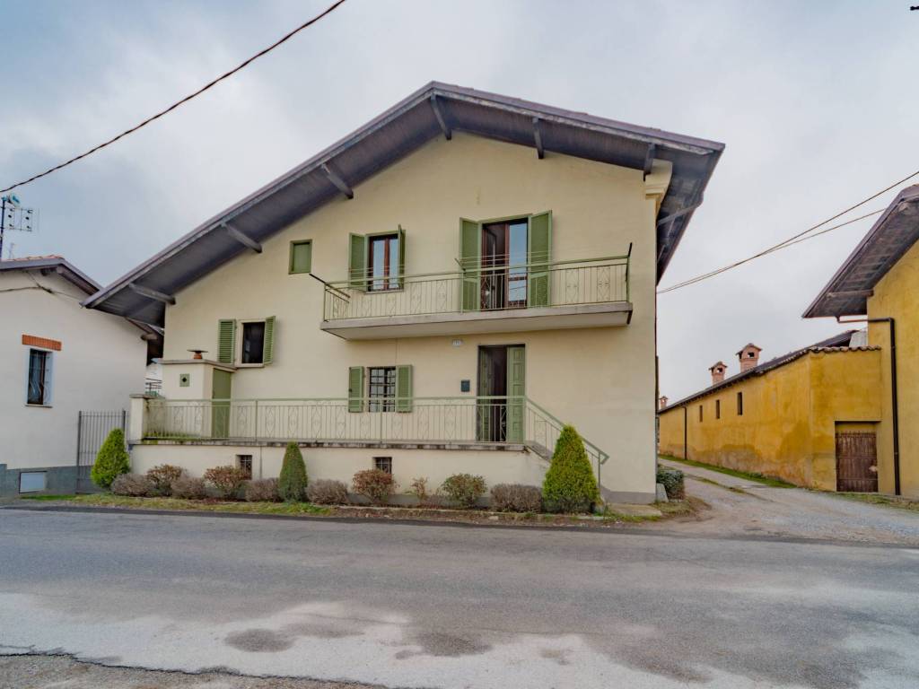 casa indipendente in vendita a Busca