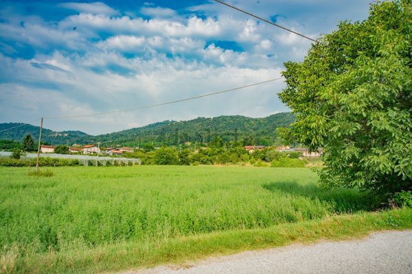 terreno edificabile in vendita a Busca