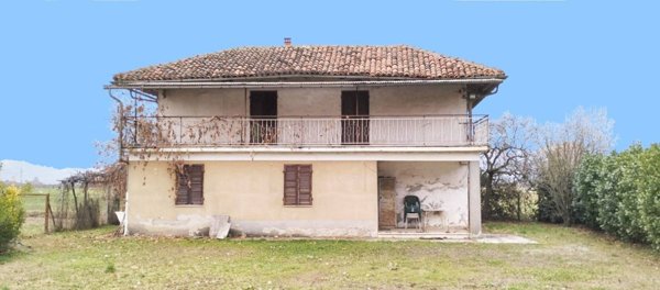 casa indipendente in vendita a Busca in zona San Vitale