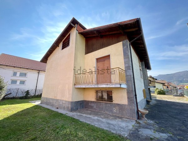 casa indipendente in vendita a Busca