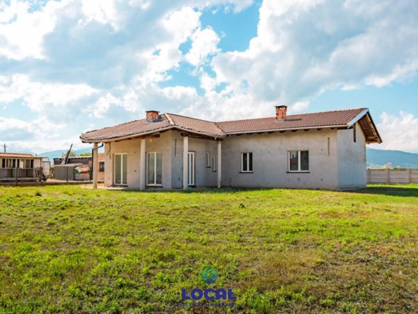 casa indipendente in vendita a Busca