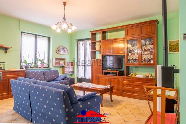 appartamento in vendita a Busca in zona Castelletto