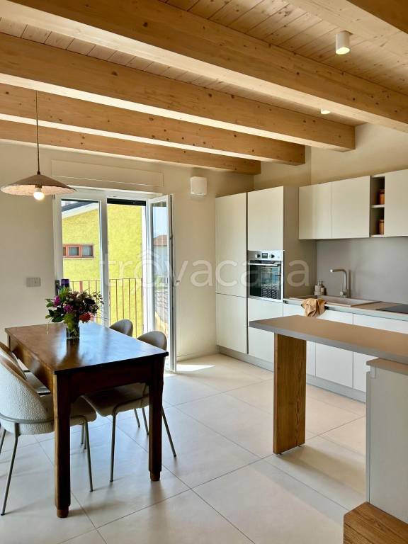 appartamento in vendita a Busca
