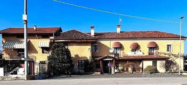negozio in vendita a Busca