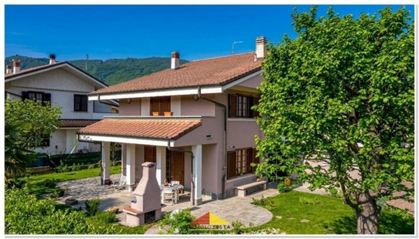 casa indipendente in vendita a Busca
