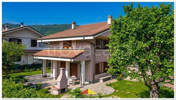 casa indipendente in vendita a Busca in zona Madonna del Campanile