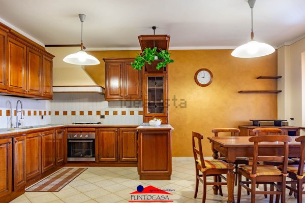 appartamento in vendita a Busca