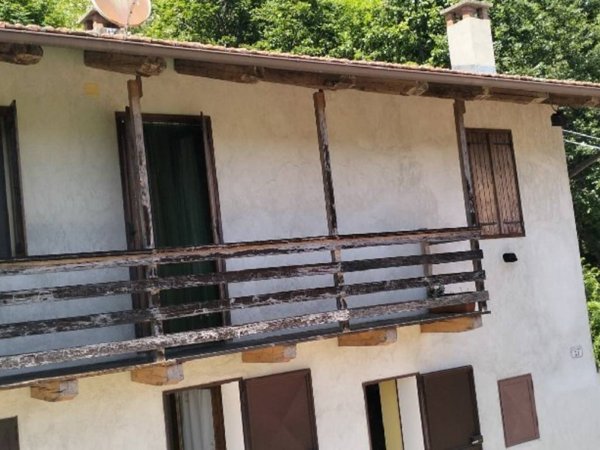 casa indipendente in vendita a Busca in zona Morra San Bernardo
