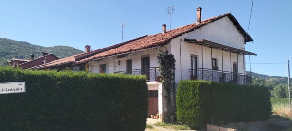 casa semindipendente in vendita a Busca