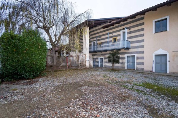 casa indipendente in vendita a Busca