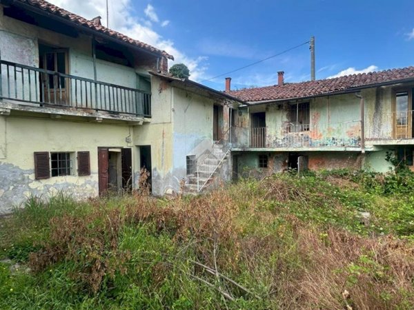 casa indipendente in vendita a Busca