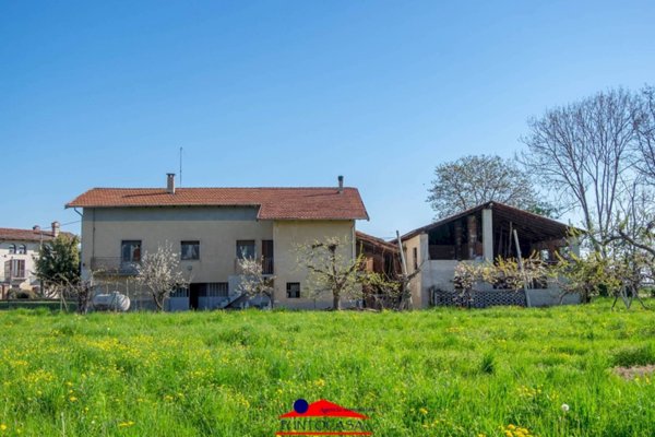 appartamento in vendita a Busca