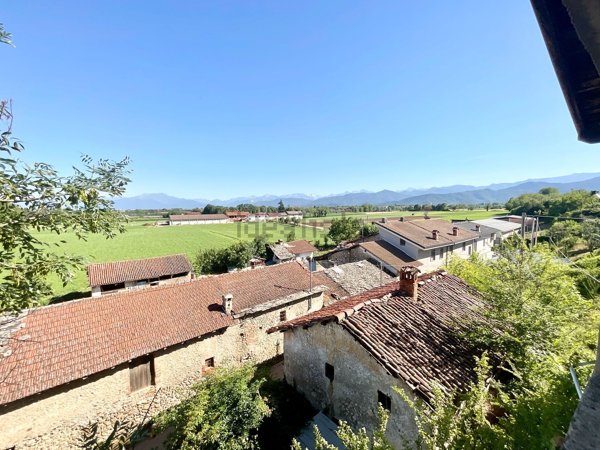 casale in vendita a Busca in zona San Mauro