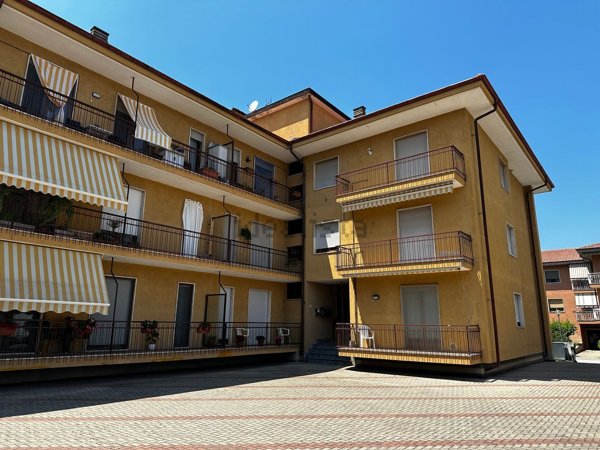 appartamento in vendita a Busca