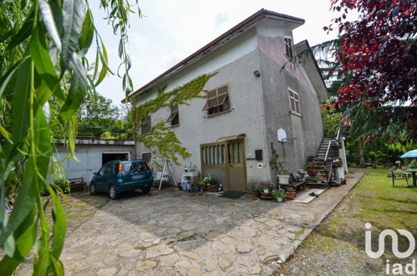 casa indipendente in vendita a Camerana