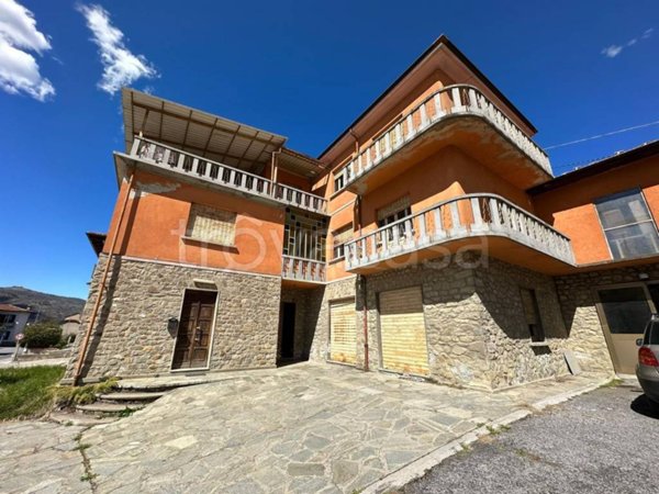 casa indipendente in vendita a Camerana