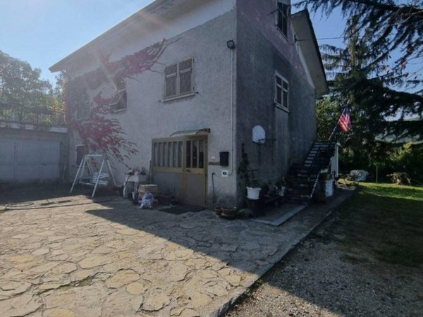 casa indipendente in vendita a Camerana