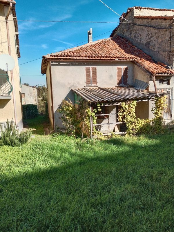 casa indipendente in vendita a Camerana