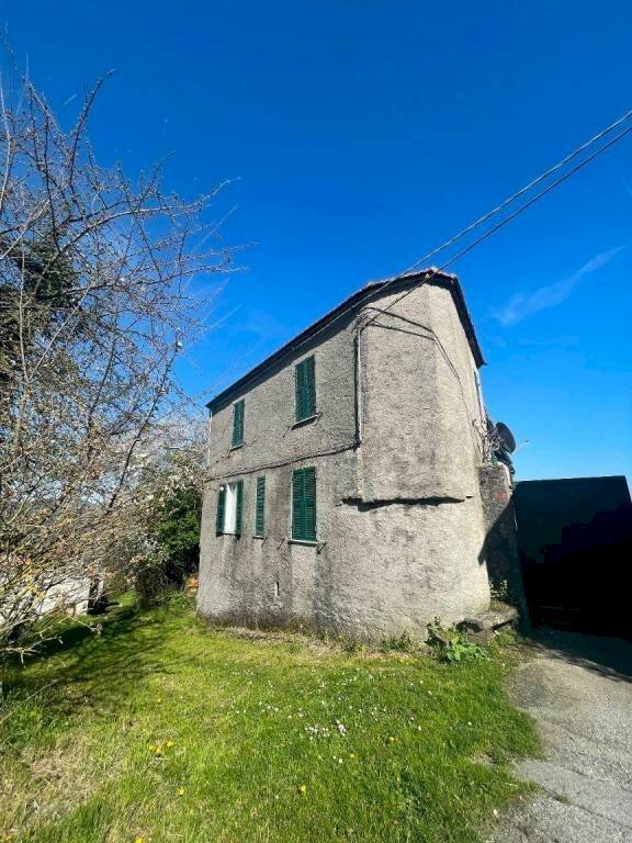 casa indipendente in vendita a Camerana