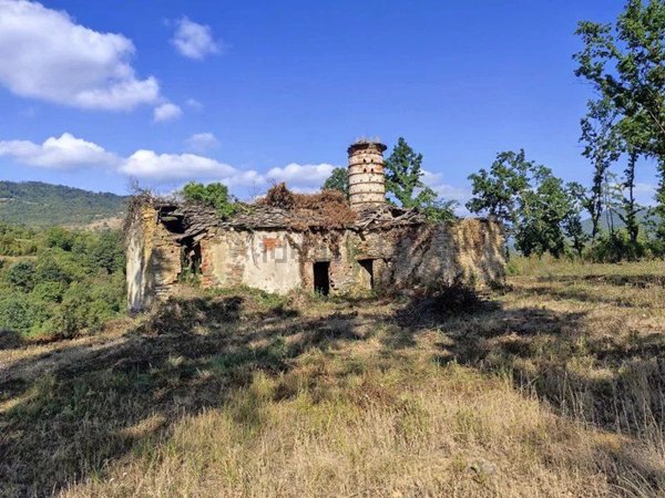 casale in vendita a Camerana