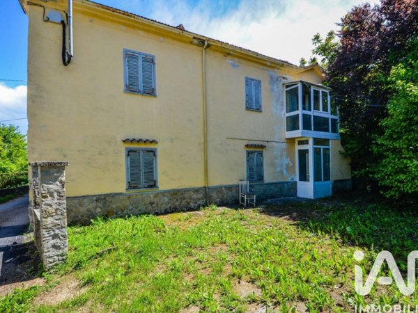 casa indipendente in vendita a Camerana