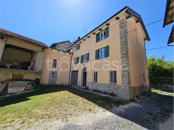 casa indipendente in vendita a Camerana