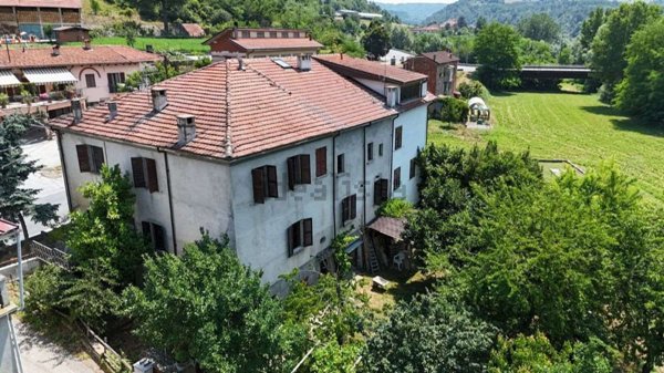 casa indipendente in vendita a Camerana