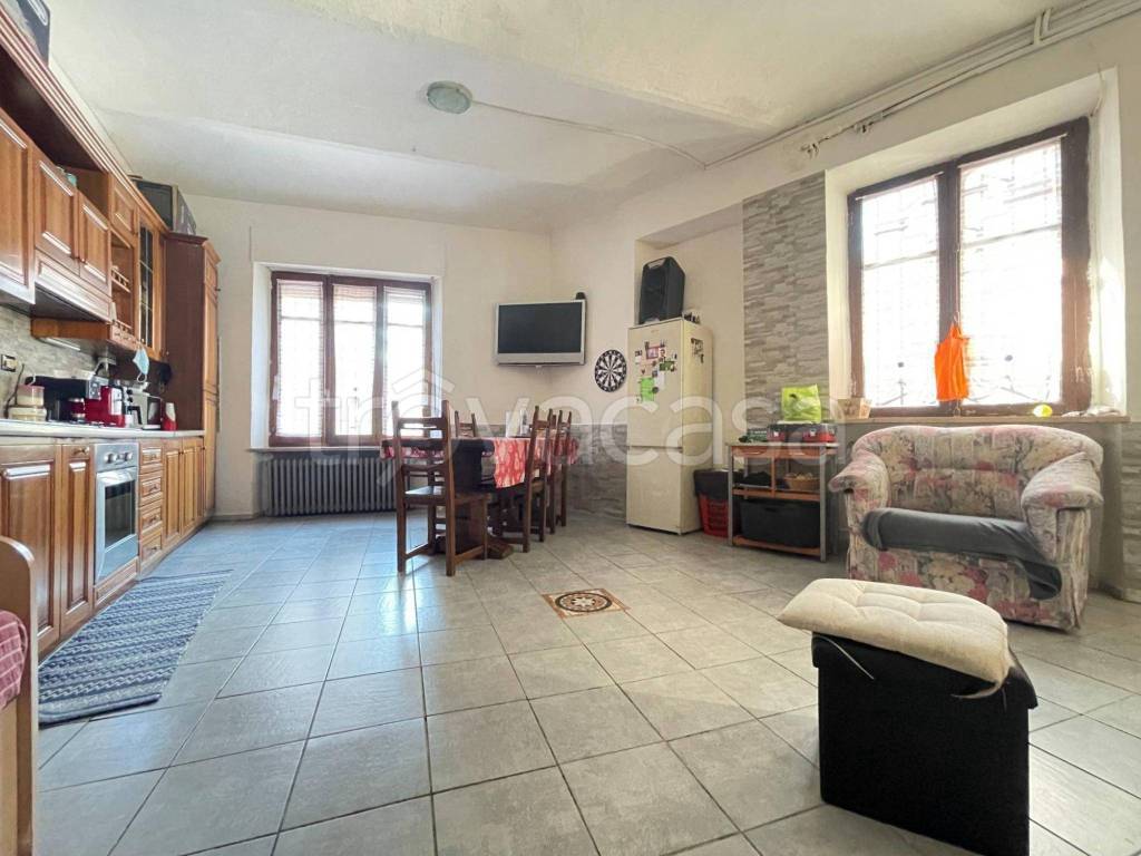 appartamento in vendita a Canale