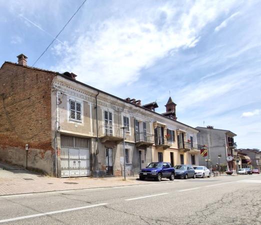 casa indipendente in vendita a Canale