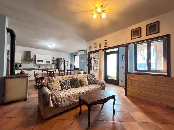 casa indipendente in vendita a Canale