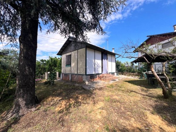 casa indipendente in vendita a Canale