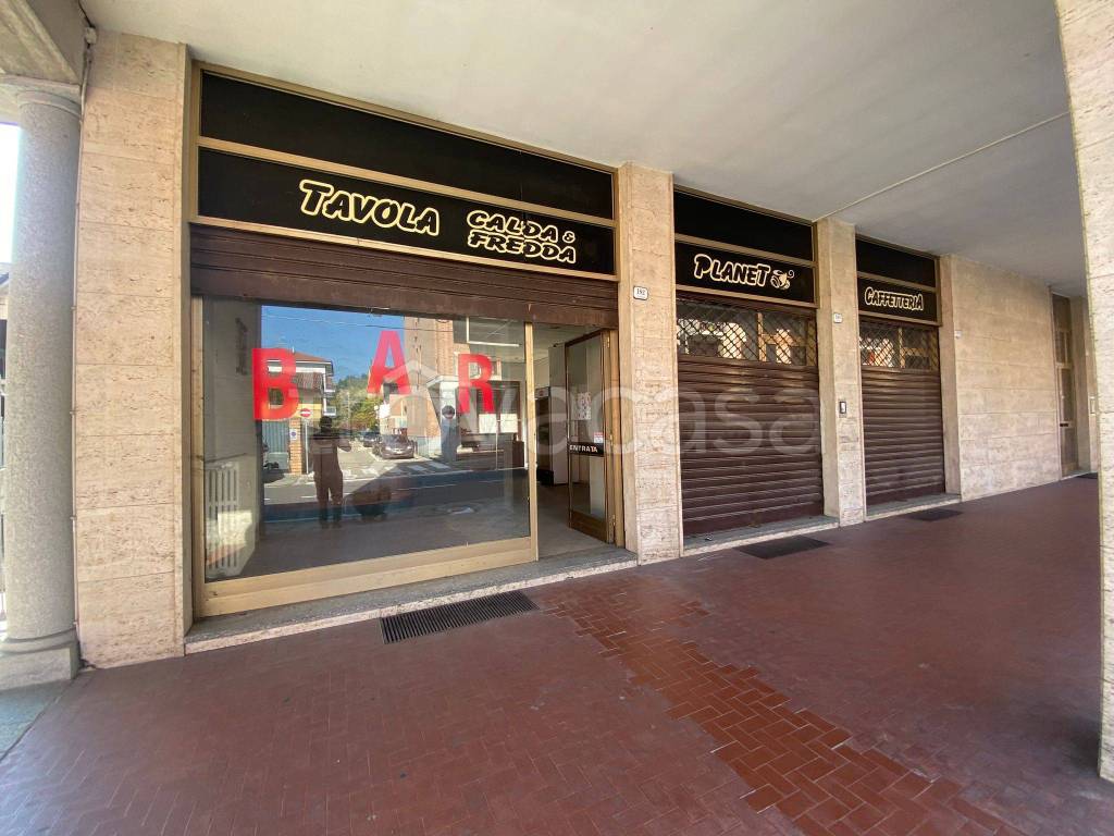negozio in vendita a Canale