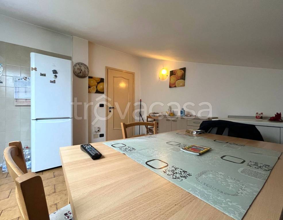 appartamento in vendita a Canale