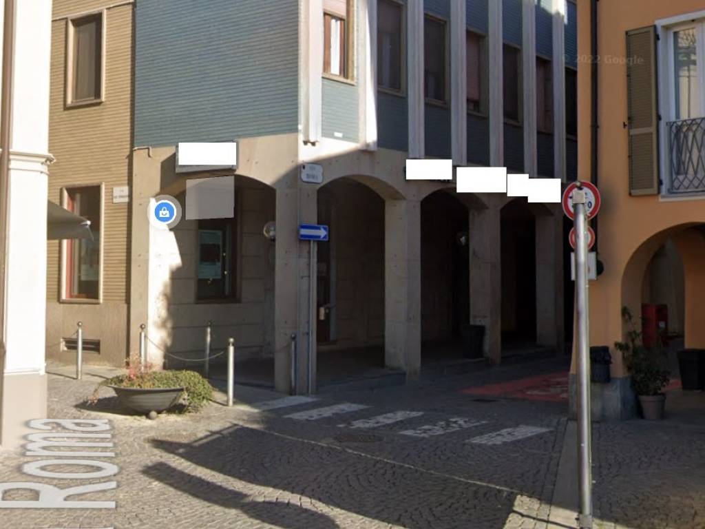 negozio in vendita a Canale