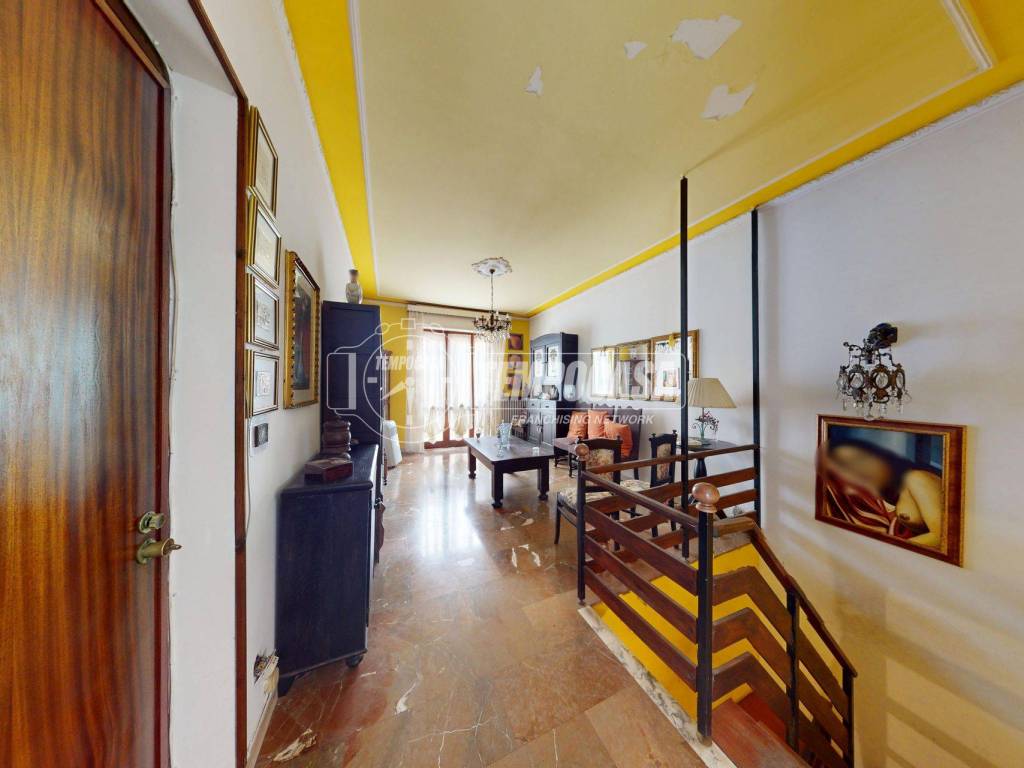 casa indipendente in vendita a Canale