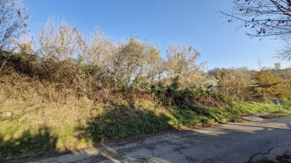 terreno agricolo in vendita a Canale