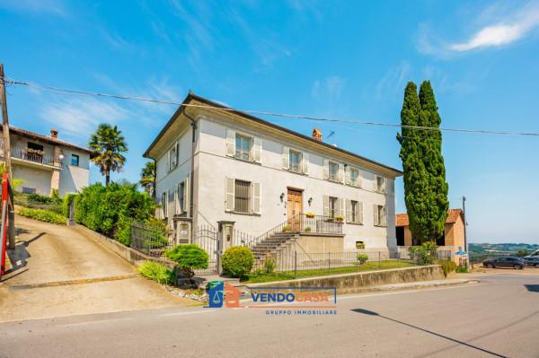 casa indipendente in vendita a Canale