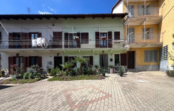 casa indipendente in vendita a Canale