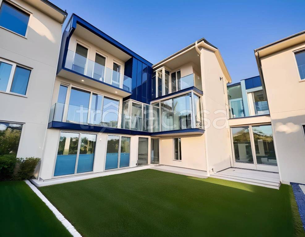 appartamento in vendita a Canale